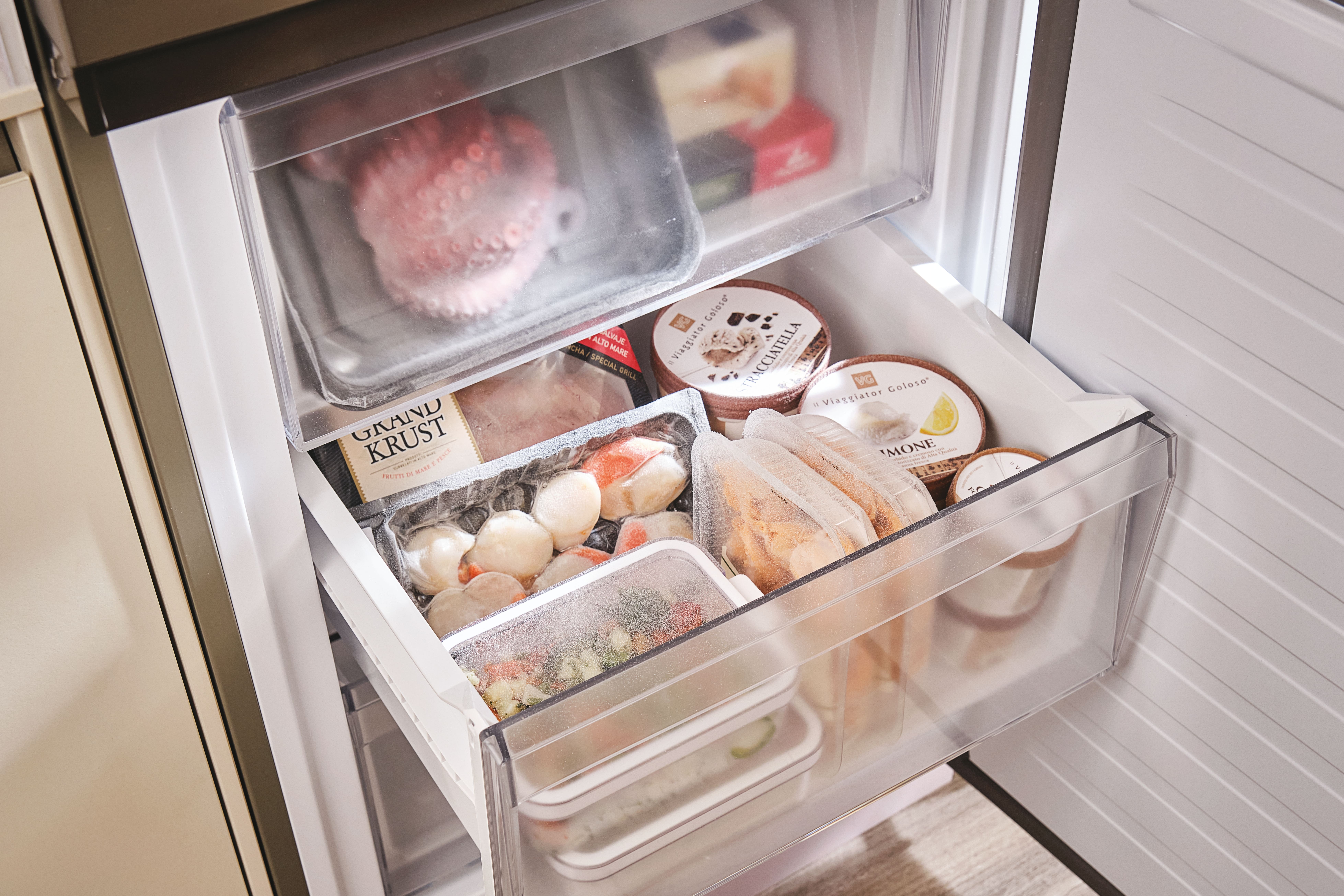 FRICOM. HOOVER HONCQ2T618EX 185x60